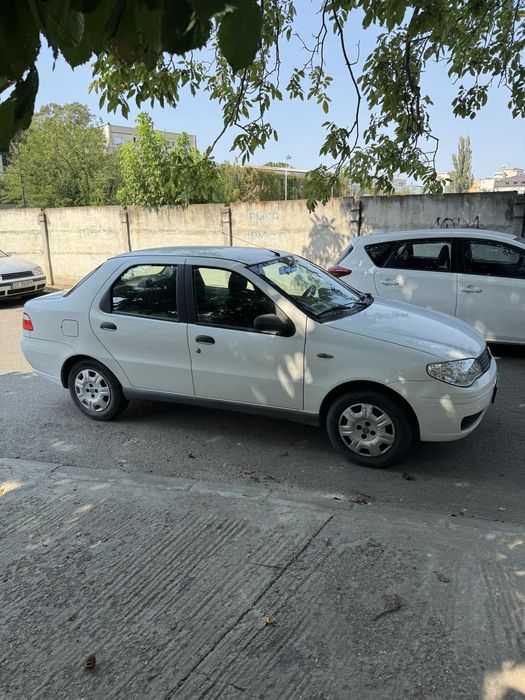 Vand fiat albea 2008