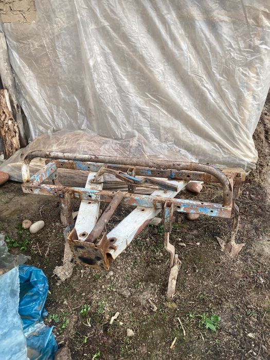 Трактор сотилади