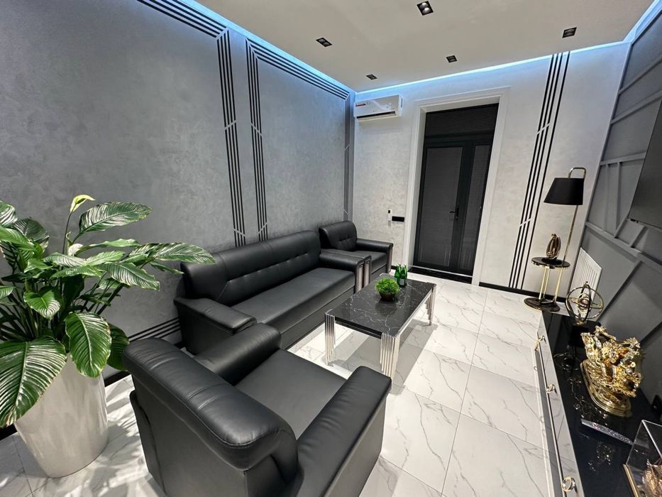 Аренда недвижимости Ц-1  4-комнат 100м2 Евроремонт