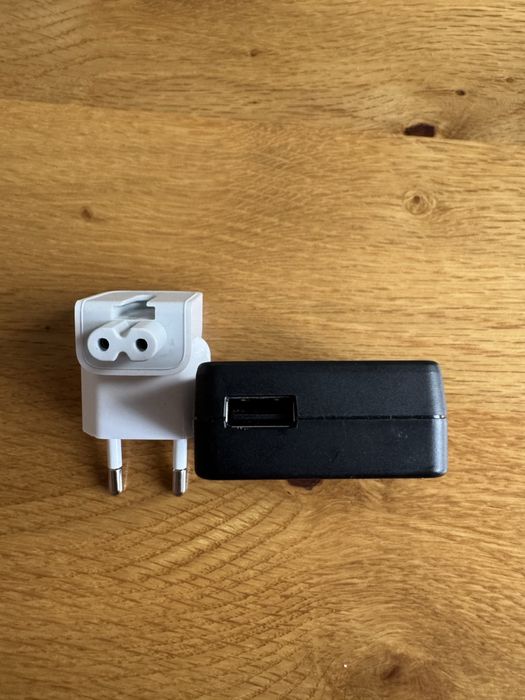 9 бр: Адаптер за фотоапарат Sony, USB кабели и адаптери и зарядно за лаптоп ASUS