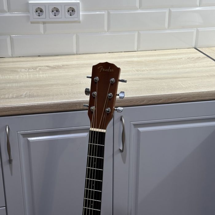 Fender CD60 NAT акустическая гитара