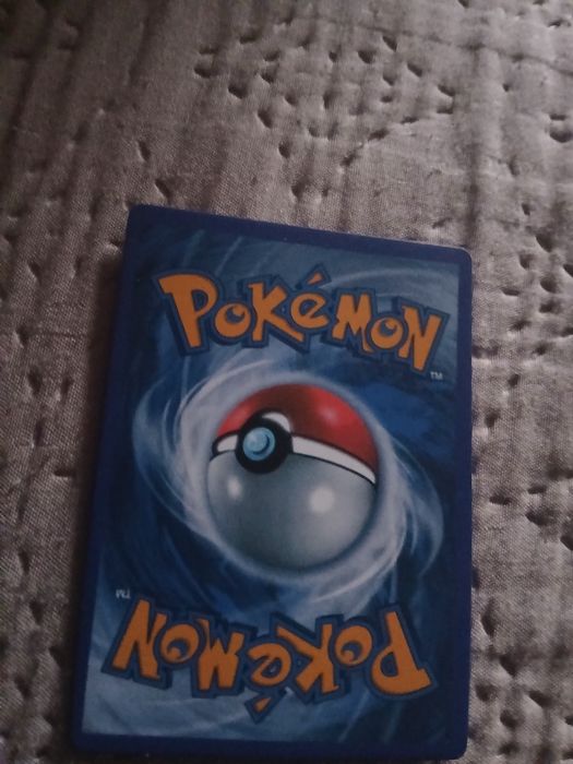 Carte pokemon originala am dat 235 pe un pachet si mia pichat si vreau sa al vind