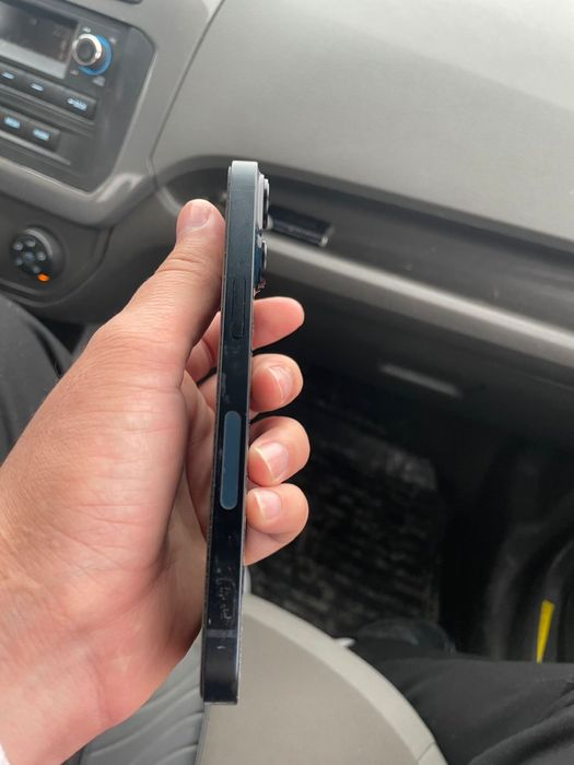 Продам Iphone 14 128Gb