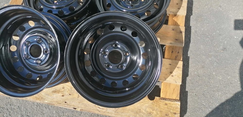 15 цола 5 х 114,3 мм КИЯ / Хюндай - 6 Инча / ЕТ 44