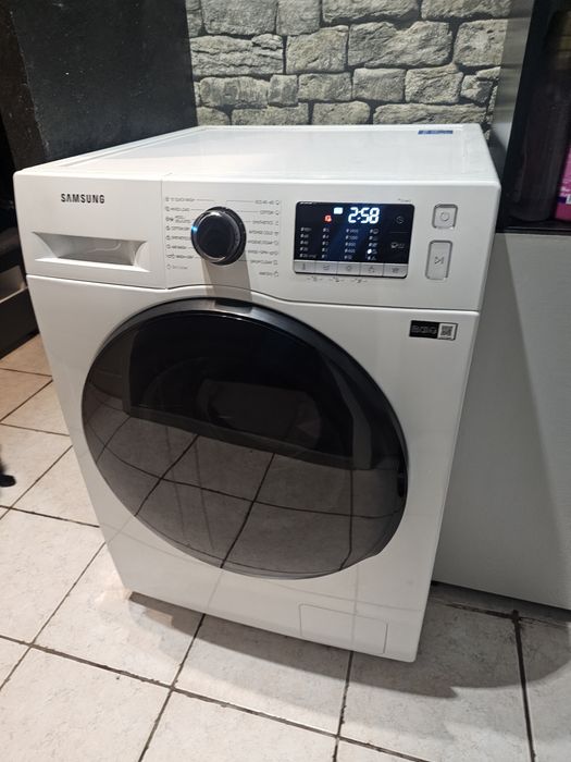 Пералня със сушилня samsung