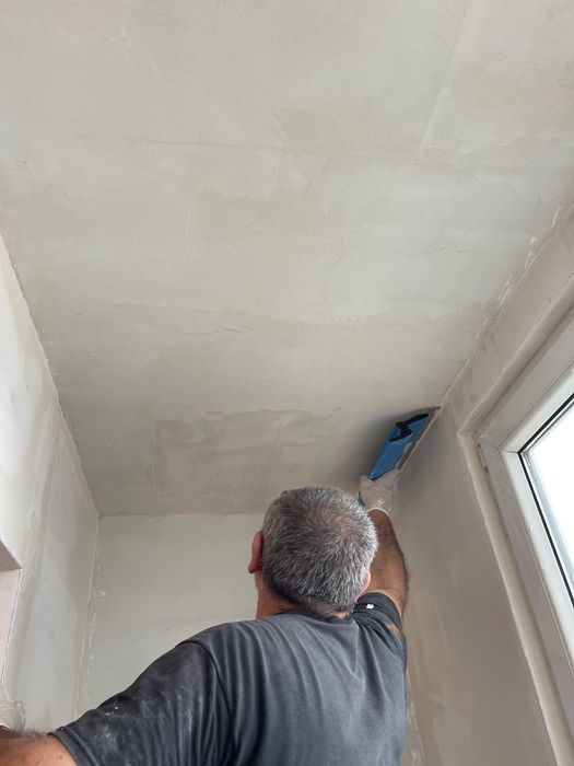 Майстор за ремонти – гипсокартон, шпакловка, боядисване – Варна