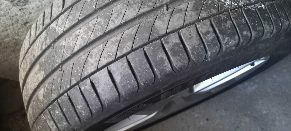 18 цолови джанти с летни гуми Michelin 225/50/18