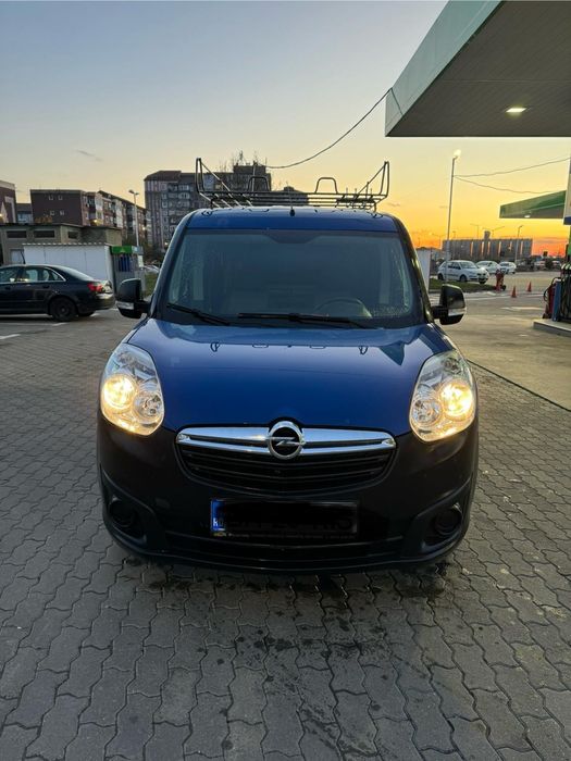 Vând Opel Combo Maxi