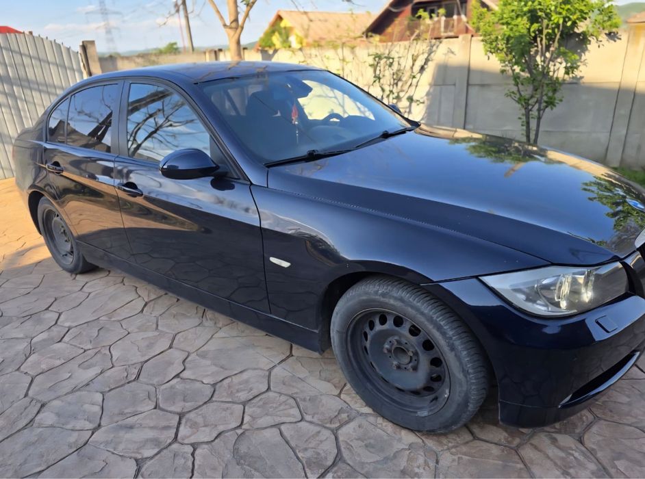 De vanzare. Ingrijita