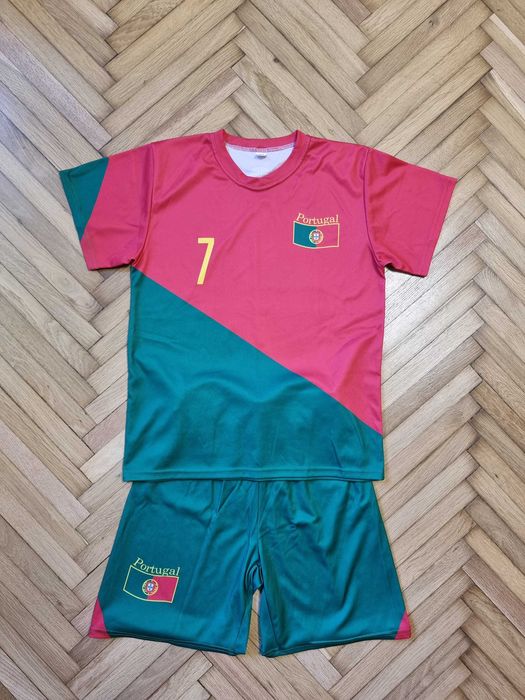 Compleu Ronaldo, set fotbal marimea 146-152