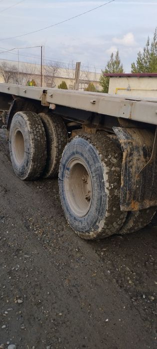 Маз полуприцеп сотилади.