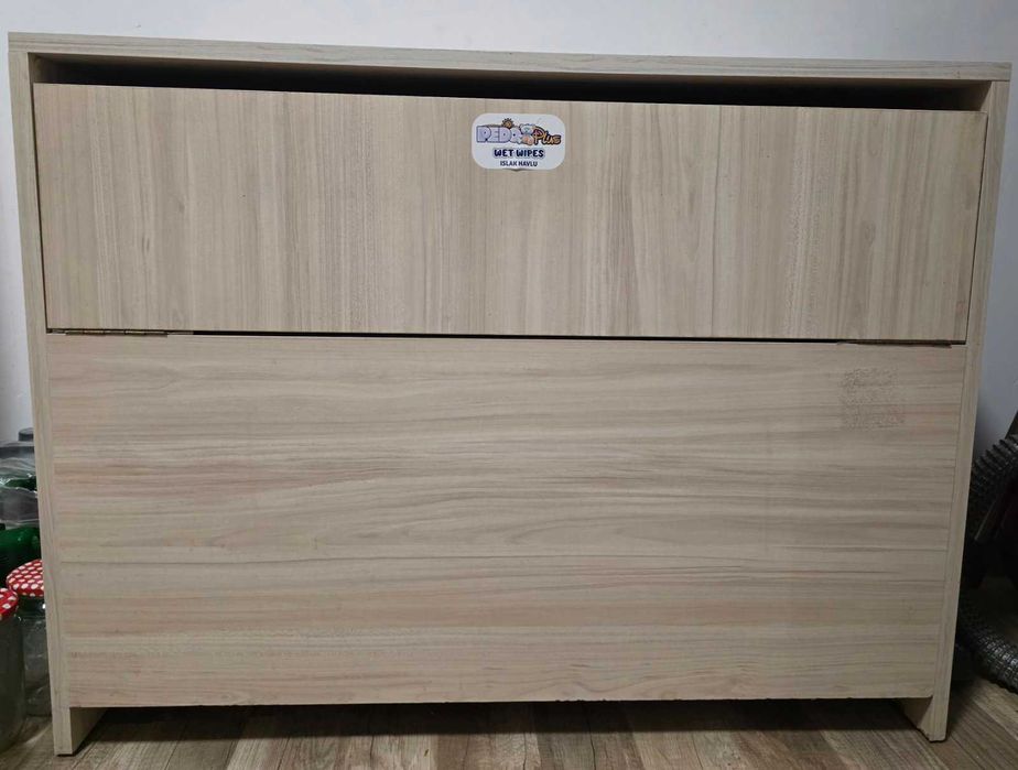 Продавам мебели почти неупотребявани