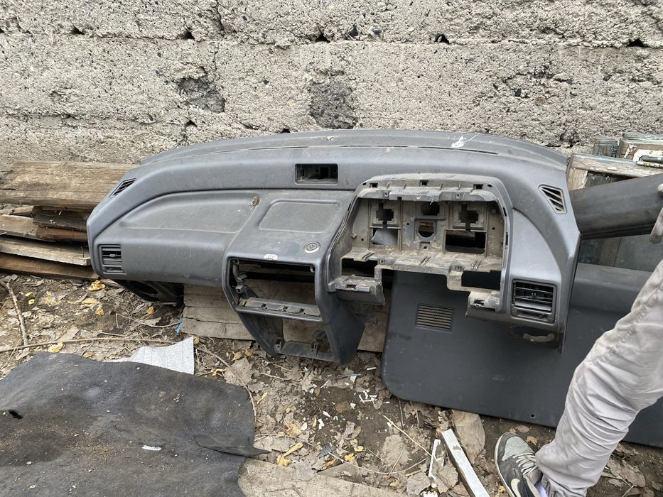 Пластик  люк rvr, разбор