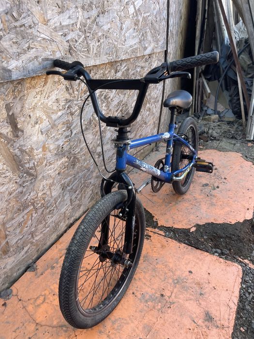 Bicicleta bmx muddyfox roti 20”