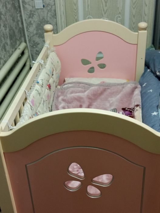 Детский мебель срочно сотилади