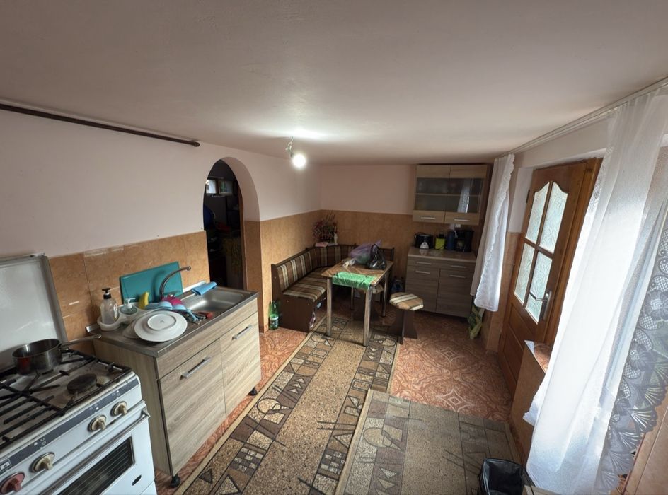 Casa 4 camere plus garaj