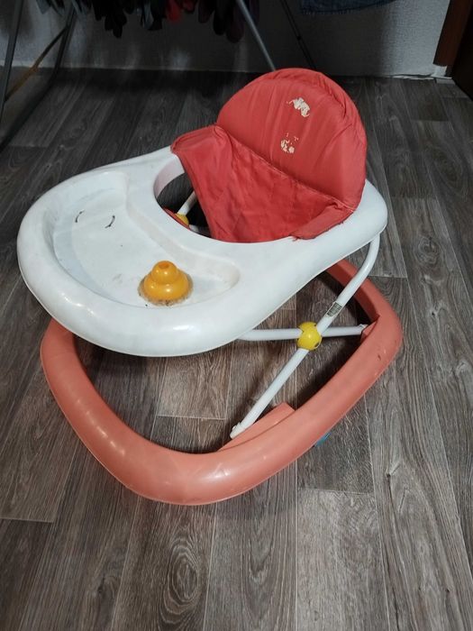 Продам ходунки детские