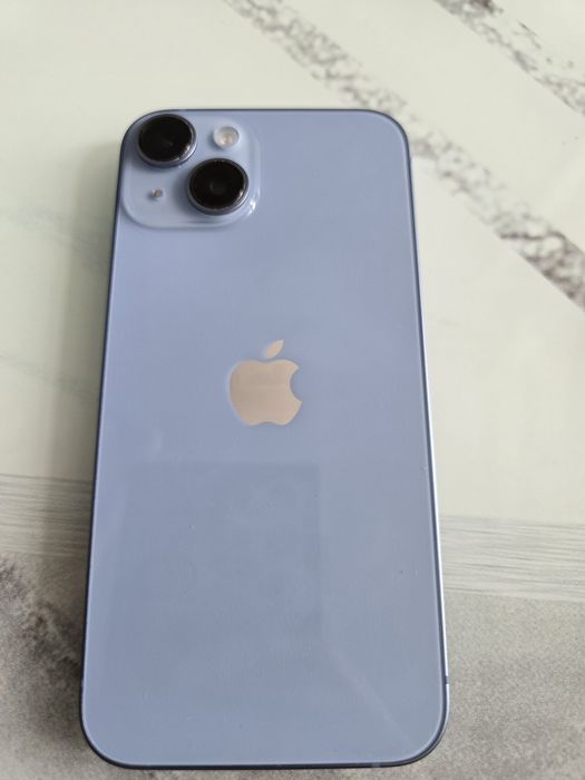 Продам Iphone 14