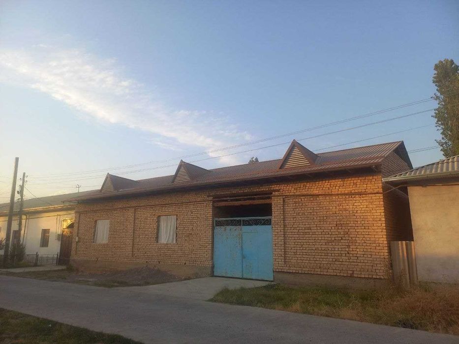 Янгийўл тумани Самарканд махалласида 10 соток уй сотилади.