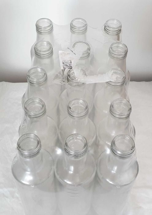 Стъклени прозрачни бутилки (30 бр, 500мл, капчки)