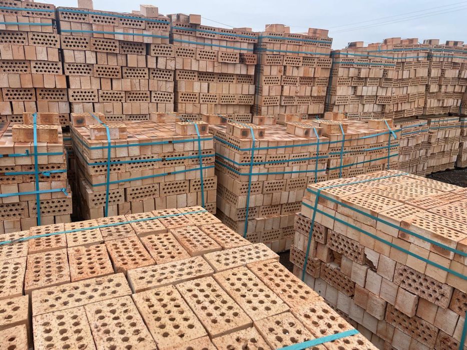 Кирпич одинарный и полуторный