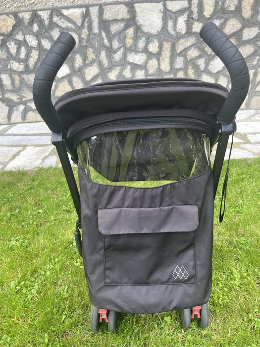 Лятна количка MACLAREN