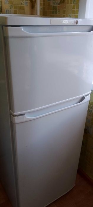 Холодильник Бирюса