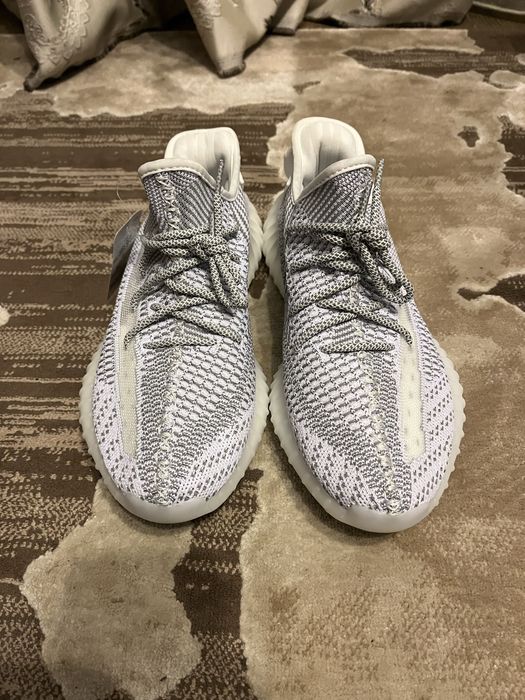 Yeezy 350 V2 Boost, 42, noi cu eticheta
