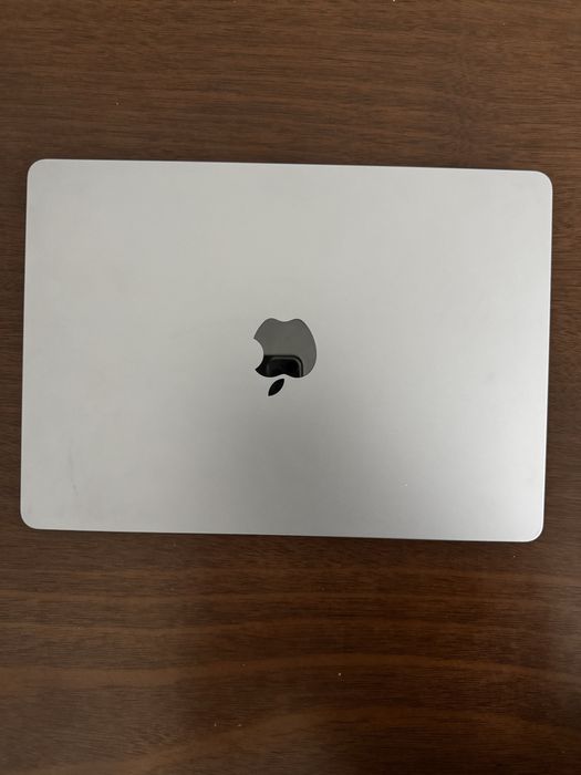 Macbook air m2 8/256