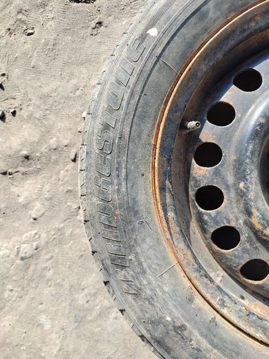 Продам запаску на R15