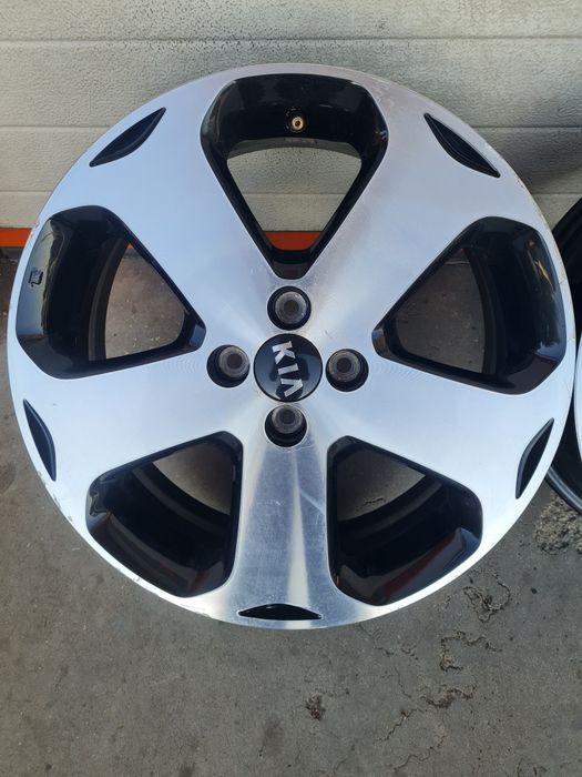 Оригинални джанти за КИАХЮНДАЙ KIA HYUNDAI R17 4x100 ET45 6.5J