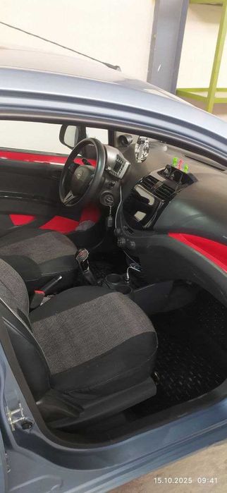 Продается Chevrolet Spark 2013 года выпуска