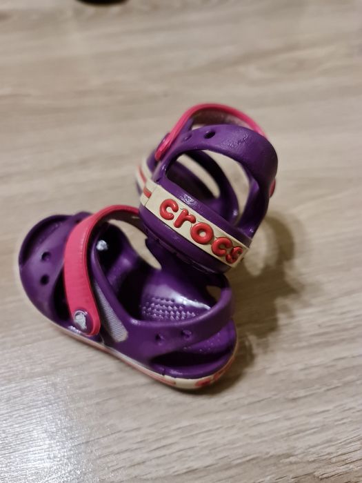 Crocs Сандалии для девочки