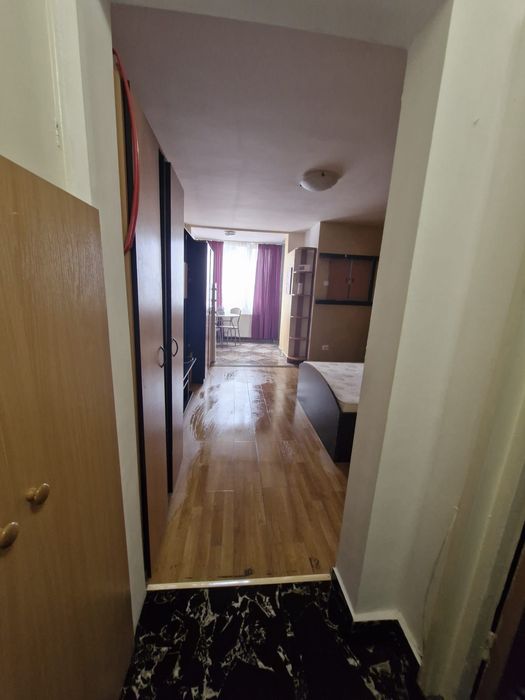 Inchiriez garsoniera Aleea Carpati 51