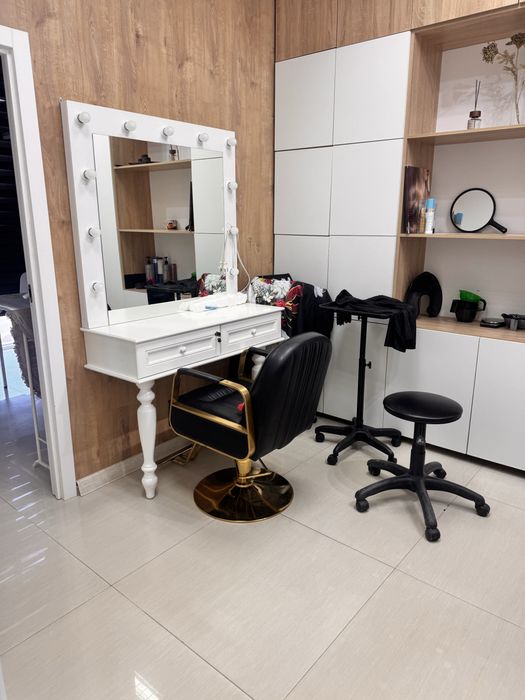 Продам Бизнес салон красоты в БЦ Прогресс