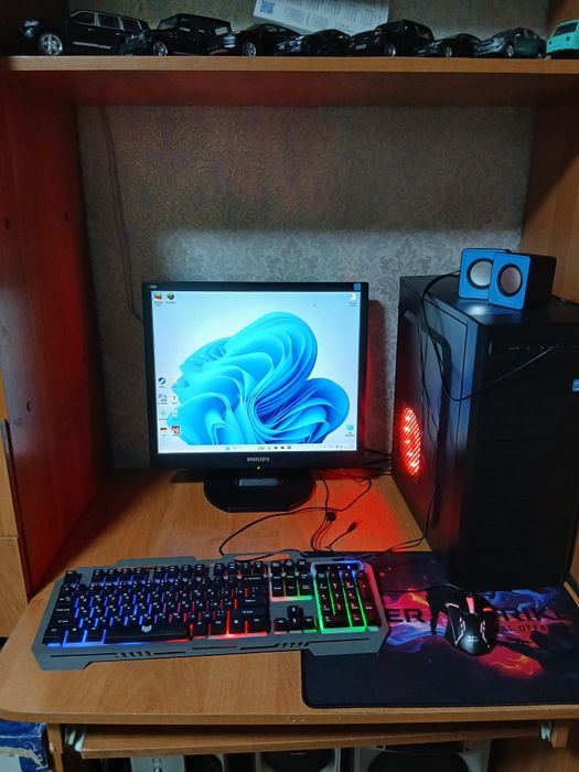 Компьютер Philips