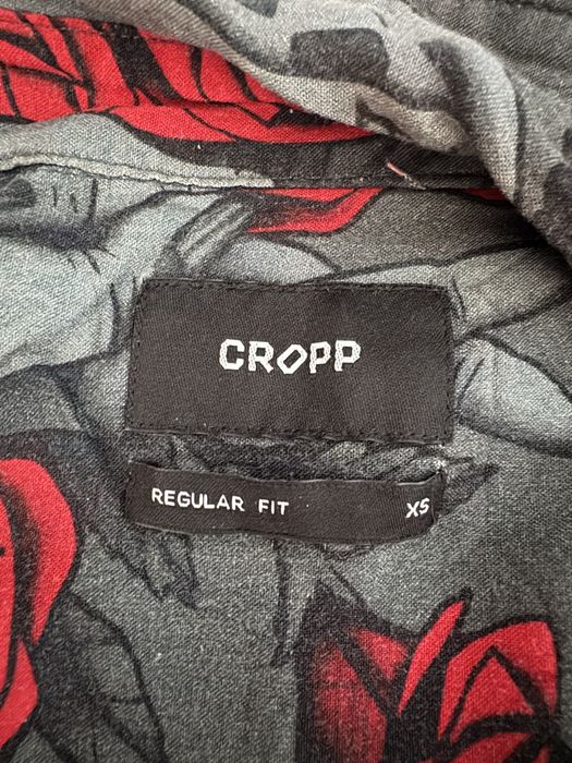 Tricou cropp imprimeu trandafiri