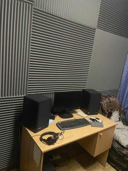 Акустический поролон , диффкзори, панели.