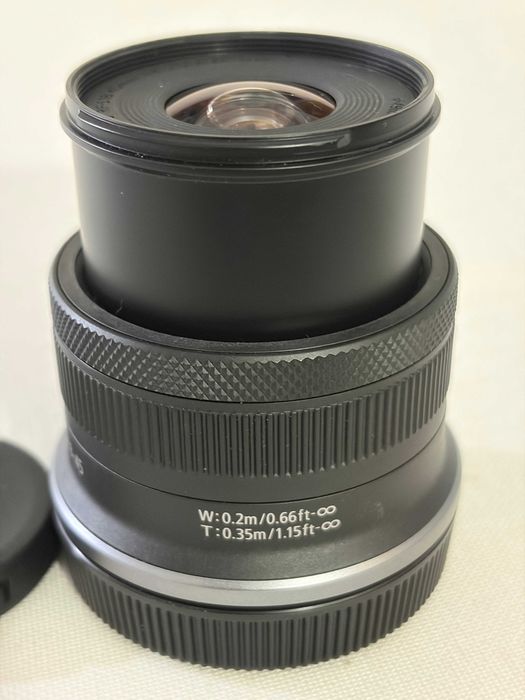 Obiectiv foto Canon RF-S 18-45mm Zoom F4,5-6,3 IS STM