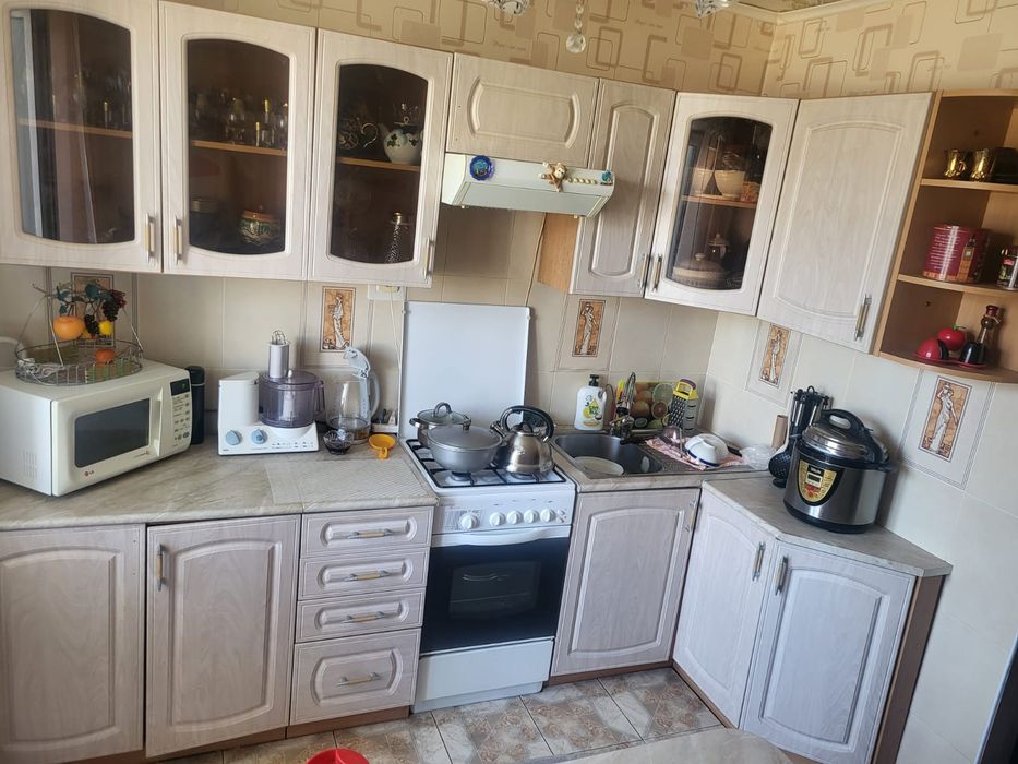 Продам кухонный гарнитур