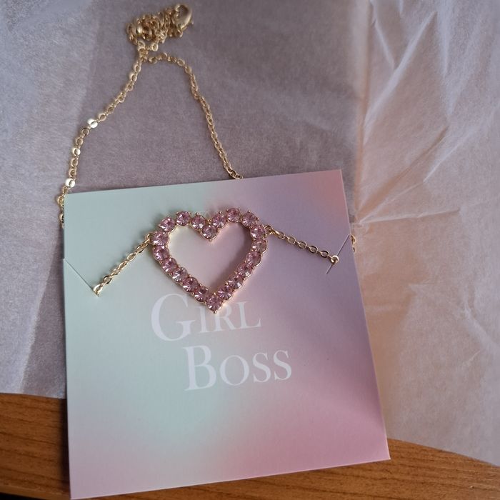 Бижута обици и синджирче