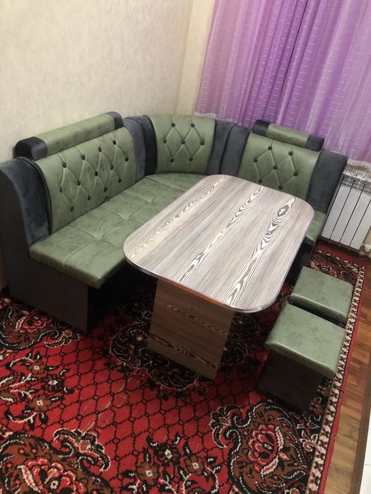 Донага кухонний уголок