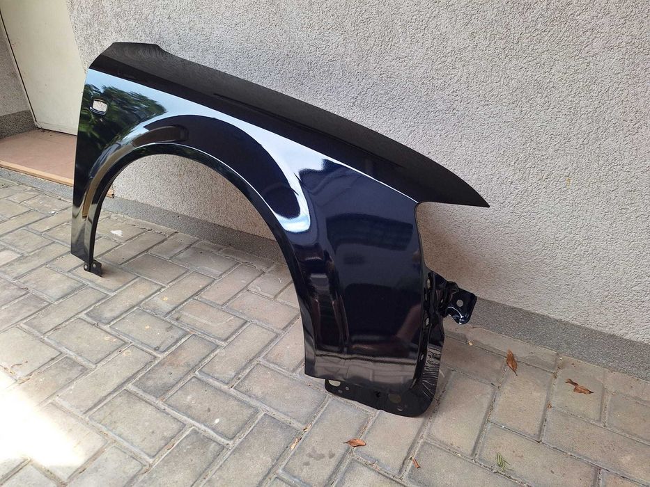 Aripa Fata Dreapta Audi A4 B6 An 2000-2004 Vopsita Albastru