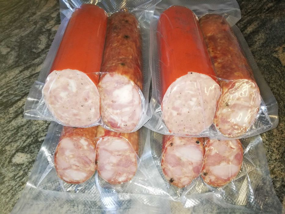 Домашно произведени деликатеси