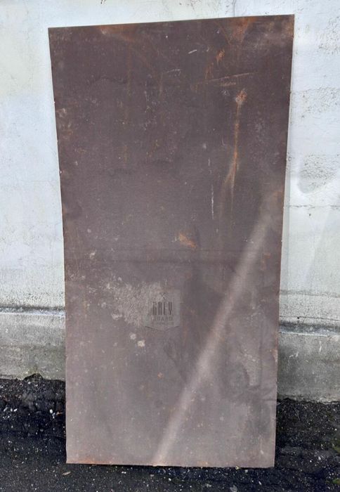 Лист железа   . 2.5 х 1.5 метров