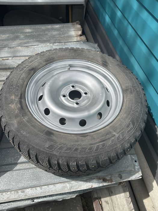 Диски 4/100 R15 стояли на ларгусе