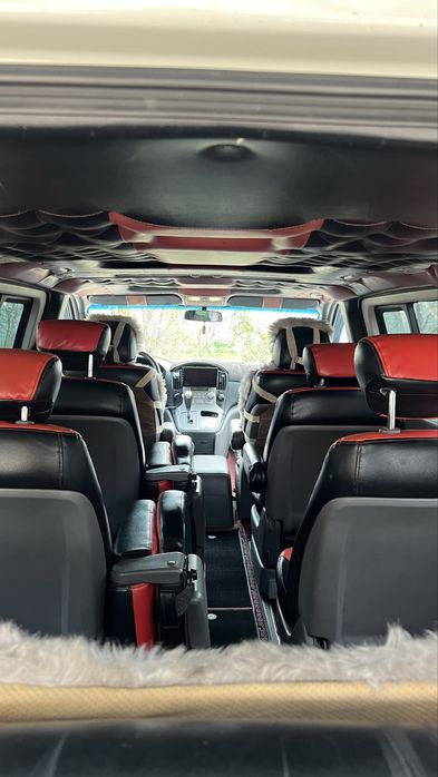 Пассажирские перевозки на Hyundai Grand Starex (10 мест)
