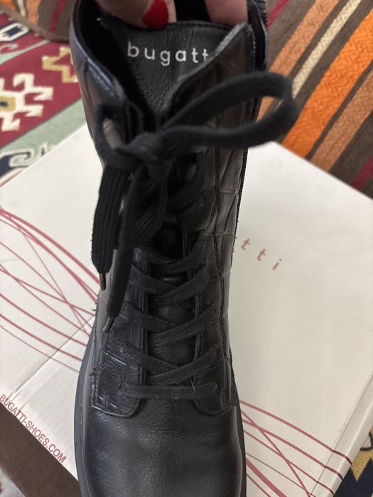 Ботинки фирменные Bugatti, 39