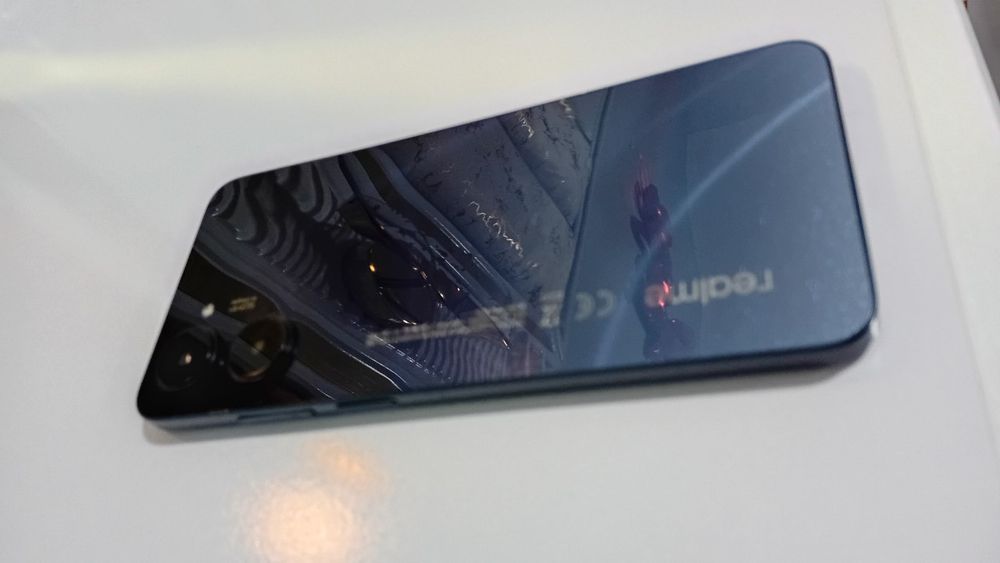 Telefon sotiladi
Holati:O'rta umuman qotmaydi