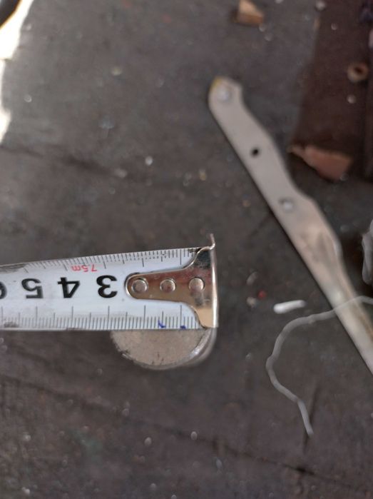 Метални панти...